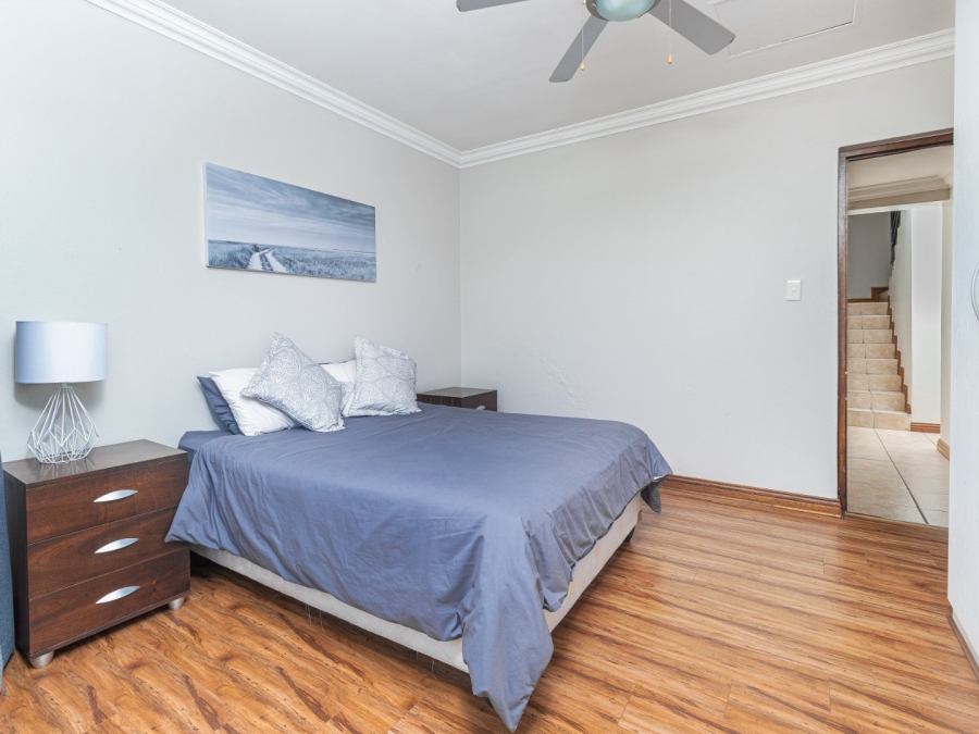 5 Bedroom Property for Sale in Caribbean Beach Club North West